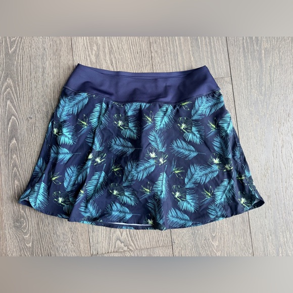 Puma Golf PWRSHAPE Paradise Skirt in Navy Size Medium - Picture 5 of 6